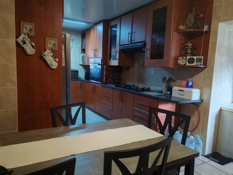 4 Bedroom Property for Sale in Vaalpark Free State